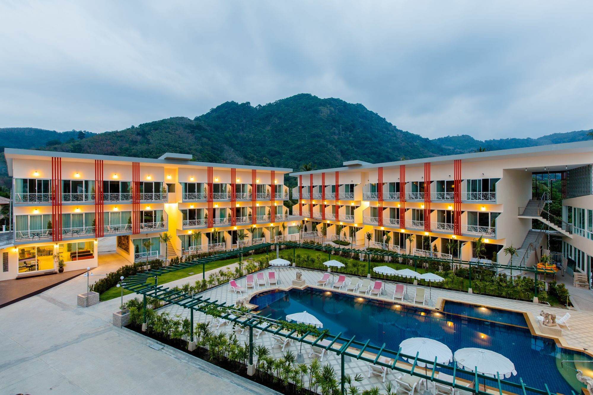 Trend Kamala Resort 外观 照片
