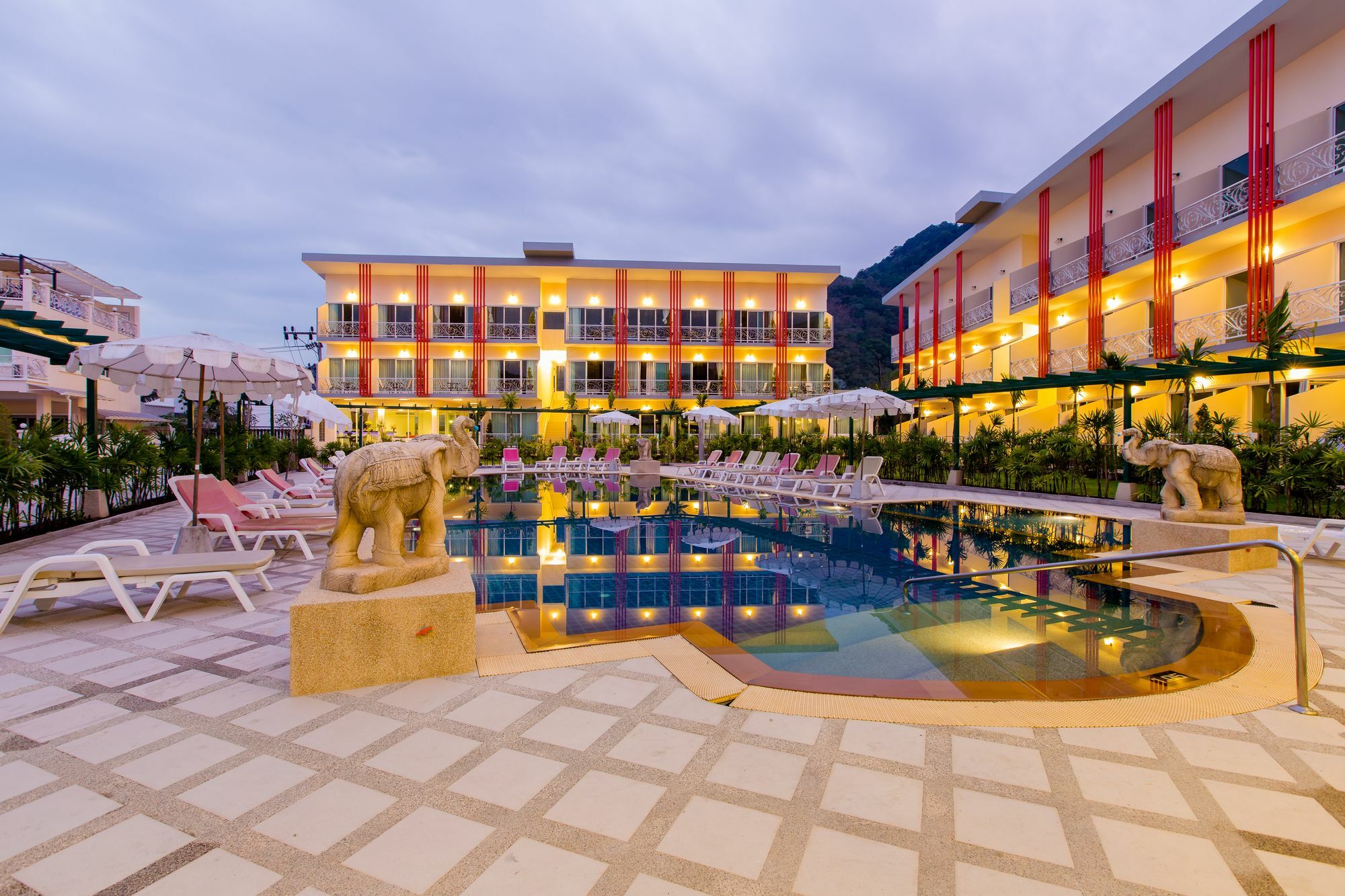 Trend Kamala Resort 外观 照片